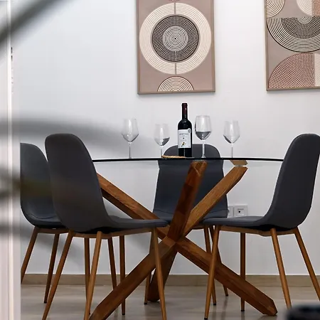 Castle View 아파트 *